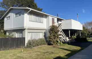 10 Gradwell Place, Taupo