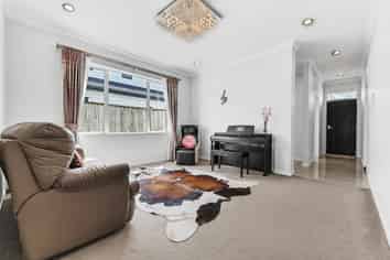 3 Bottega Close, Mission Heights