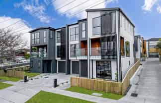 2E Rangitoto Terrace, Milford