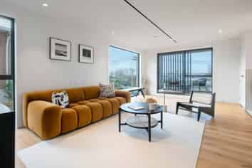 2E Rangitoto Terrace, Milford