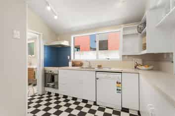 4 Peacock Street, Christchurch Central