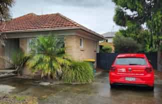 225 Fox Street, Hamilton East