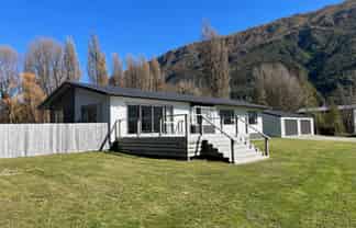 1 Hector Close, Kingston