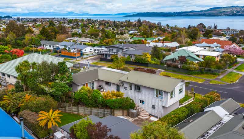 5 Arrowsmith Avenue, Waipahihi