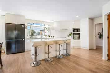 761 Main North Road, Belfast