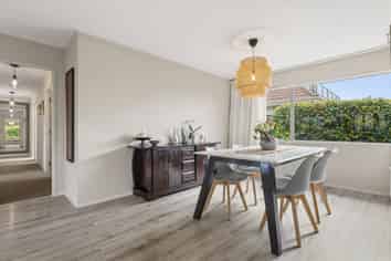 68 Waratah Street, Matua