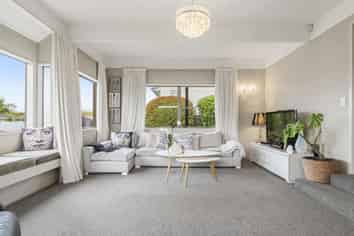 68 Waratah Street, Matua