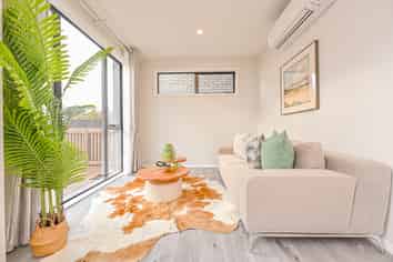 1C Gallowa Crescent, Farm Cove