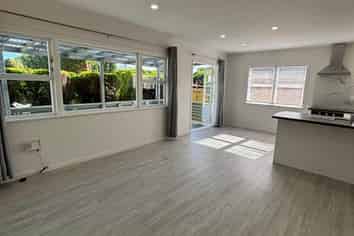 56 Landon Avenue, Mangere East