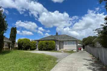 56 Landon Avenue, Mangere East
