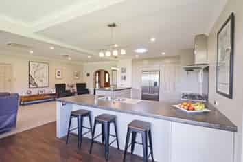 198 Marama Avenue North, Otatara