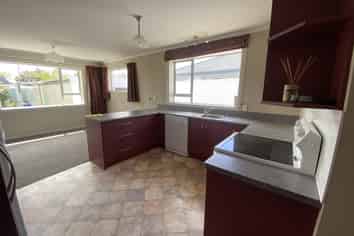 112 West Street, Hawthorndale