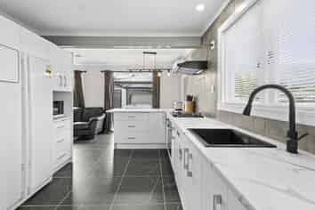 15 Pooles Road, Te Aroha