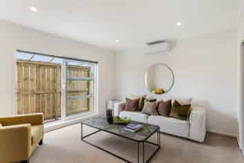 87 Weatherly Road, Torbay