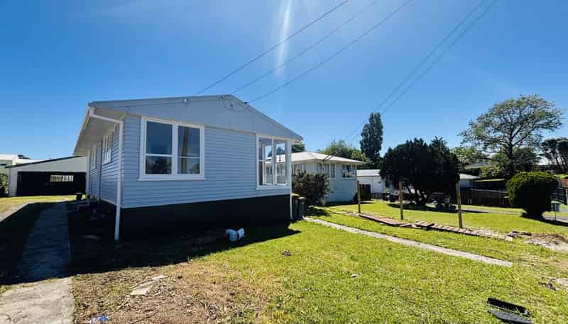 52 Watts Road, Manurewa