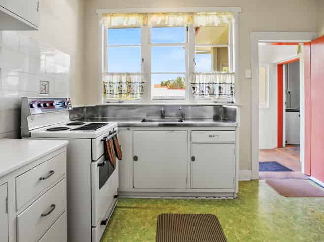 106 Vernon Street, Thames