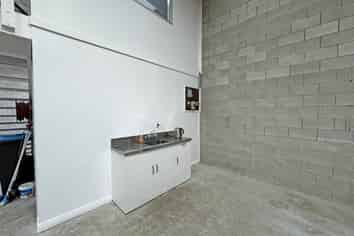 FLEXIBLE LEASE OPTIONS AVAILABLE
