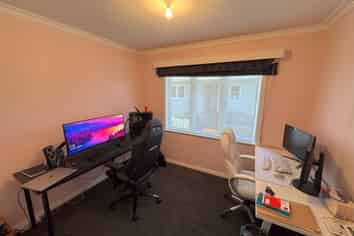 9 Belvedere Cres, Cloverlea