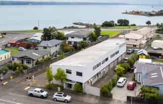Modern Ahuriri Office with Warehouse