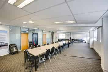 Modern Ahuriri Office with Warehouse