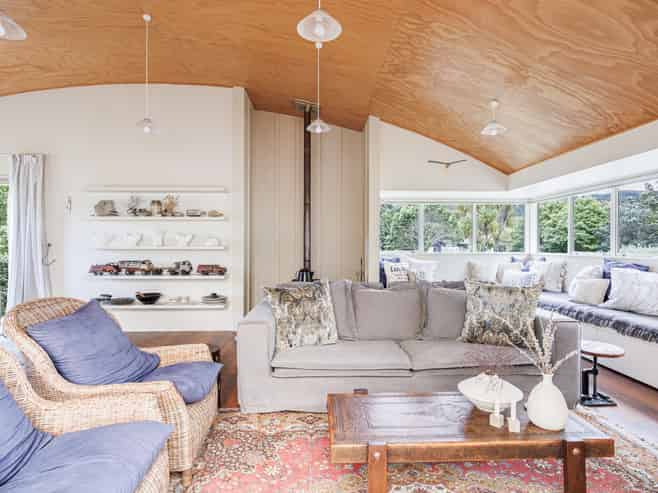 11 Tangitu Drive, Napier Port