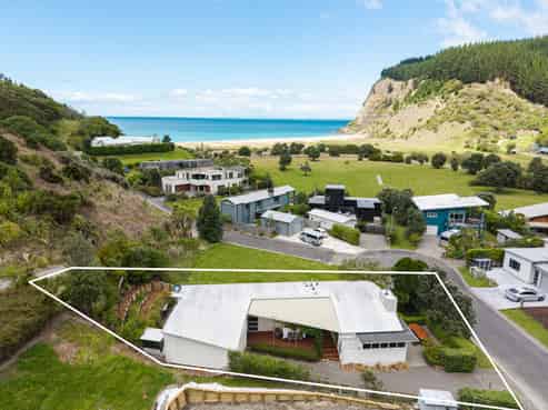 11 Tangitu Drive, Napier Port