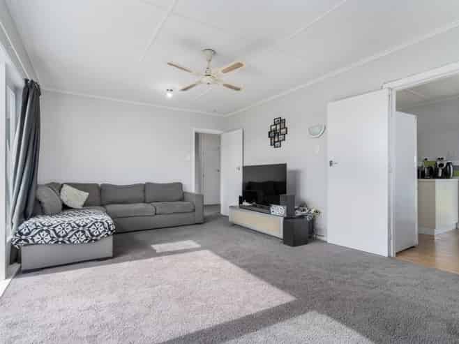 18 Solway Street, Solway