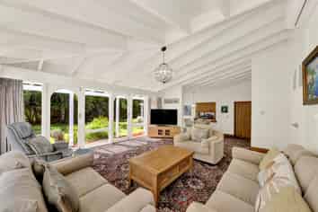 181 McHughs Road, Swannanoa