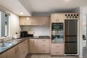 34 Vermeer Place, West Harbour