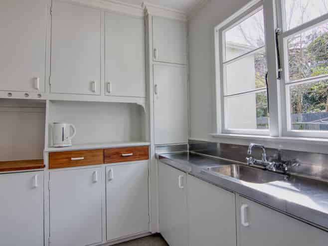 11 Larsen Court, Roslyn