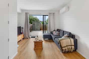 5/14 Clendon Place, Manurewa