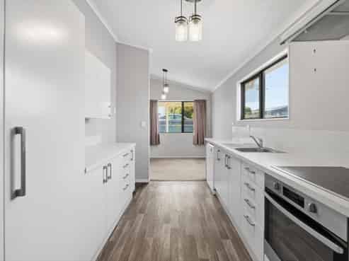 350 Pukehina Parade, Pukehina