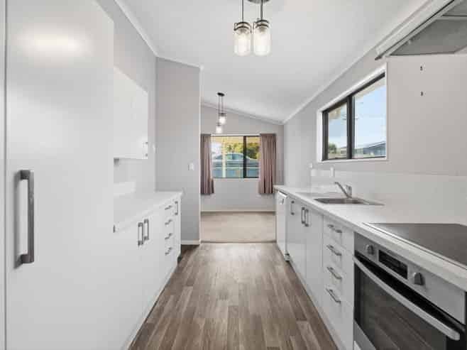 350 Pukehina Parade, Pukehina