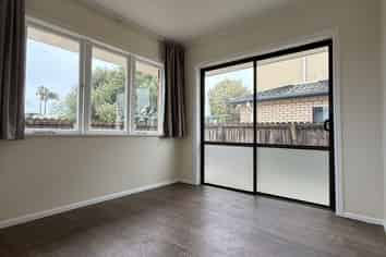 16 Grantham Road, Papatoetoe