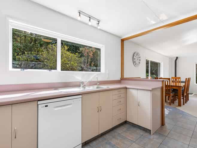 4 Larch Place, Wanaka