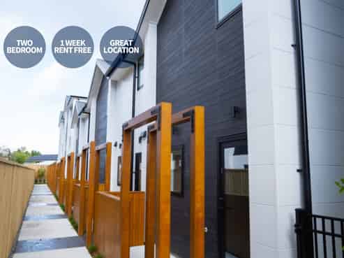 24H Yeovil Road, Te Atatu Peninsula