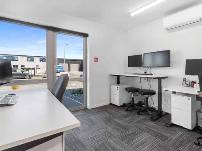 Modern Unit - Best in Complex