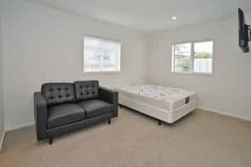 1B/36 May Street, Hillcrest