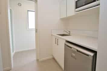 1B/36 May Street, Hillcrest