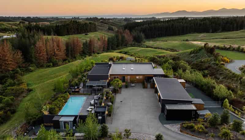 3 Mahana Ridge, Mahana