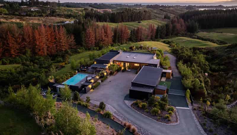 3 Mahana Ridge, Mahana