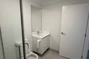 27 Manarini Road, Westgate