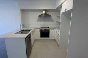 27 Manarini Road, Westgate