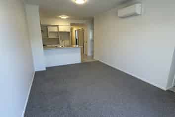 27 Manarini Road, Westgate