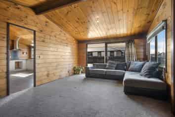 8A Fencourt Crescent, Katikati