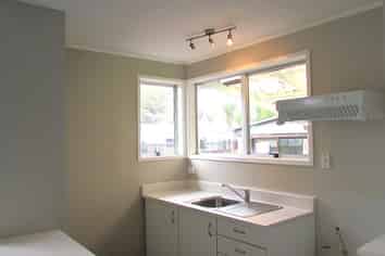 146 Riversdale Road, Avondale