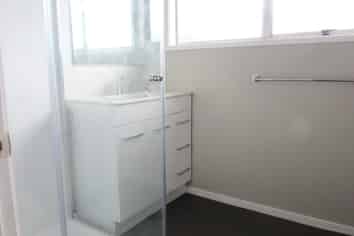 146 Riversdale Road, Avondale