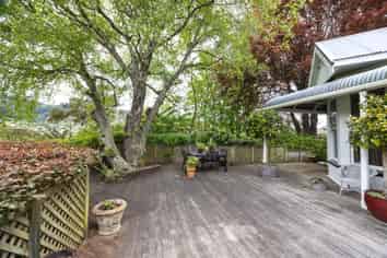 42 & 44 Crown Street, North East Valley