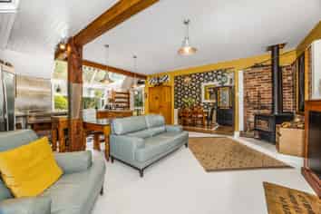 42 & 44 Crown Street, North East Valley