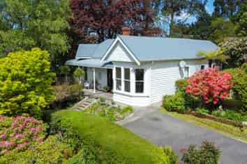 42 & 44 Crown Street, North East Valley